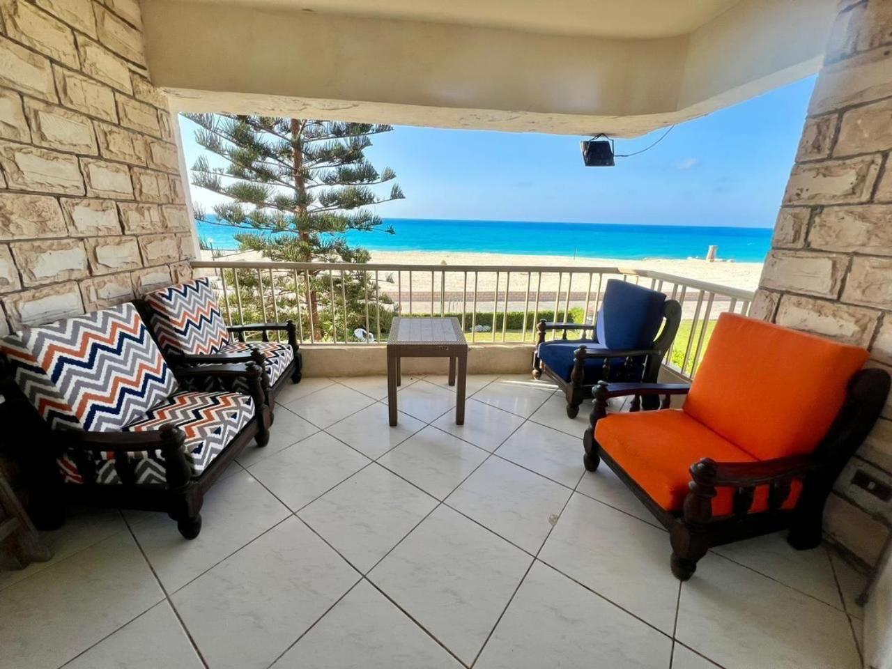Beachfront Chalet In Green Beach, North Coast Villa El Alamein Exterior photo